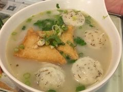 至潮鱼蛋片头河-翠华餐厅(旺角文华商场店)