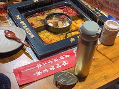 -老牌坊云南鱼豆花火锅(哈西万达店)