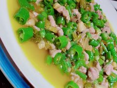 -万重锦·人文川菜馆(骡马市店)