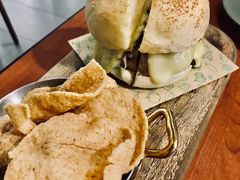 超厚芝士牛肉汉堡-魏斯理汉堡(西安沣东吾悦店)