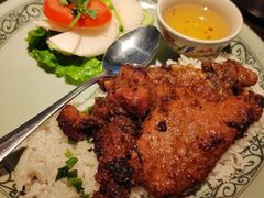 -大头虾越式风味餐厅(光明广场店)