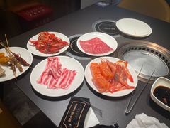 -钱小奴海鲜自助黑金店(杭州滨江龙湖店)