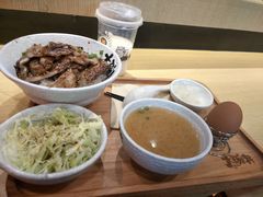 -熊吞·大碗丼烧肉饭(济宁万达广场店)