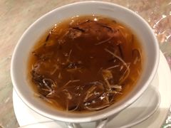 鱼翅酸辣羹-8餐厅(新葡京酒店)
