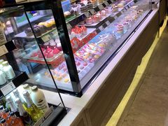-巴黎贝甜(大宁国际商业广场店)