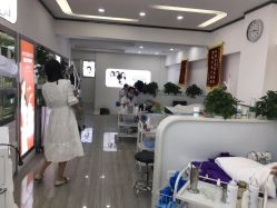 点击看大图 -蕾特恩专业祛痘·皮肤管理