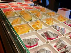 -涨巢·潮玩水疗局