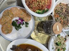 -鹤鸣嘉印象饭店(东市场小区店)