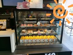 面包甜点陈列柜-麦当劳(七宝乐购店)
