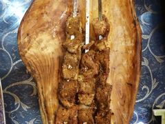 -乡村馕坑肉·烧烤·新疆菜·本地人更爱吃(阿勒泰首店)