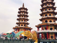 -龙虎塔