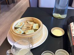 -桥边小楼·手工云南菜·古城观景小楼