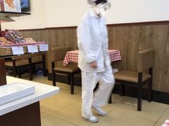 -红宝石·鲜奶小方·海派西点房(浦三店)
