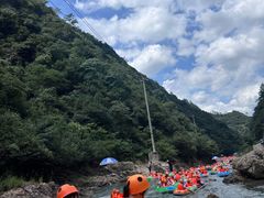 -安吉龙王山峡谷漂流