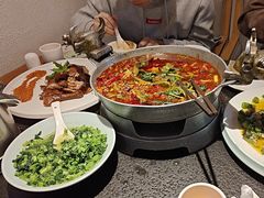 -万重锦·人文川菜馆(骡马市店)