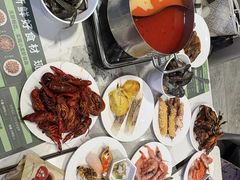 -金马门国际美食百汇(珞喻路店)