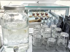 -UNI UNI(环亚凯瑟琳店)