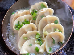 -无名氏宵夜小摊(祝家三姐妹馄饨店)