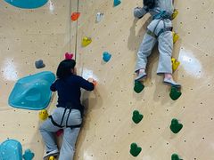 -ROCKPLUS攀岩馆(环宇城店)