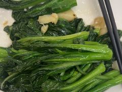 -五谷芳乳鸽王(海景店)