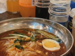 -韩风烤牛肉冷面店