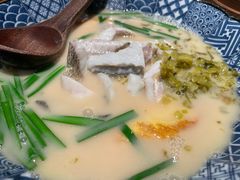 -荣家黄鱼面(前滩太古里店)