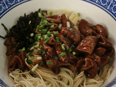 -沪西老弄堂面馆(定西路店)