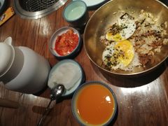 -明洞阿姨·韩式酱蟹烤肉·创意料理(三元桥店)