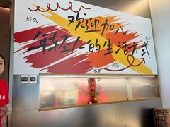 -肥肥虾庄·金牌油焖大虾(汉街SKP店)