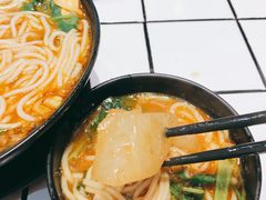 -肥汁米蘭香港米线(长宁来福士店)