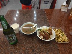 -猪脚洪隆江猪脚饭