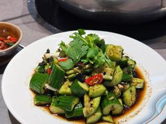 -苗阿哥酸汤牛肉火锅(体育场店)
