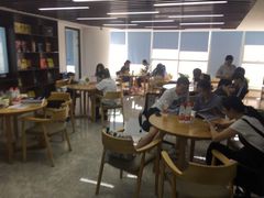 -新航道雅思托福·留学·考研培训(人民广场校区)
