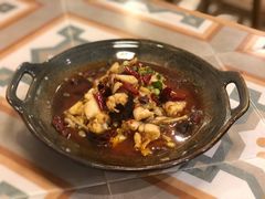 红油跳水美蛙-十面欢腾·海鲜面·台式Bistro(长乐路店)