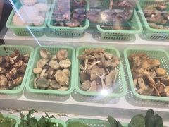 -野菌园·野生菌火锅首创第一家(关兴路总店)