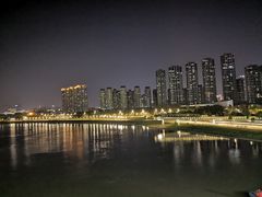 -南京眼步行桥