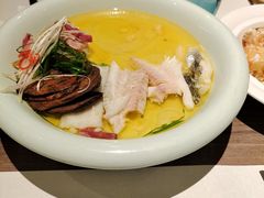 -港丽餐厅(来福士店)