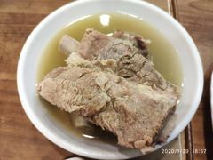 -松發肉骨茶(牛车水店)