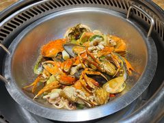 -七欣天香辣蟹火锅(上海安亭新源路店)