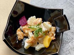 -穹六人间 people 6(岳阳路店)