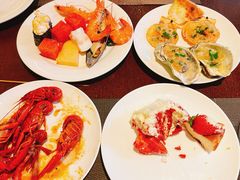 -大中华希尔顿酒店-念自助餐·嗨啤·小龙虾