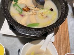 皇白菜炖软豆腐-莆田餐厅PUTIEN(万象天地店)