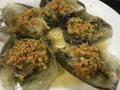 -四川小胡子海鲜(丁村万人海鲜广场店)