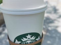 -星巴克(上海长宁来福士1F店)