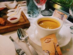 南瓜奶油浓汤-火车头法国西餐厅