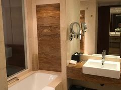 -广州国德国际大酒店(太古汇石牌桥地铁站店)