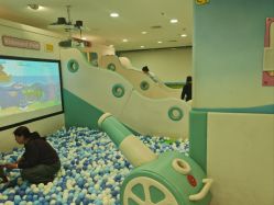 -孩子王童乐园(唐山万达广场店)