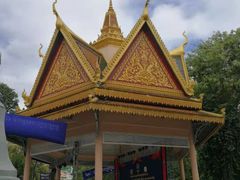 -吐斯廉屠杀博物馆