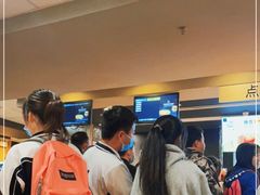 等位区-麦当劳(红荔西店)