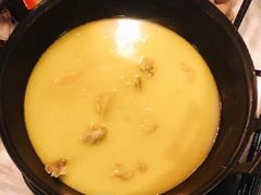 -鲜入围煮花胶鸡海鲜火锅